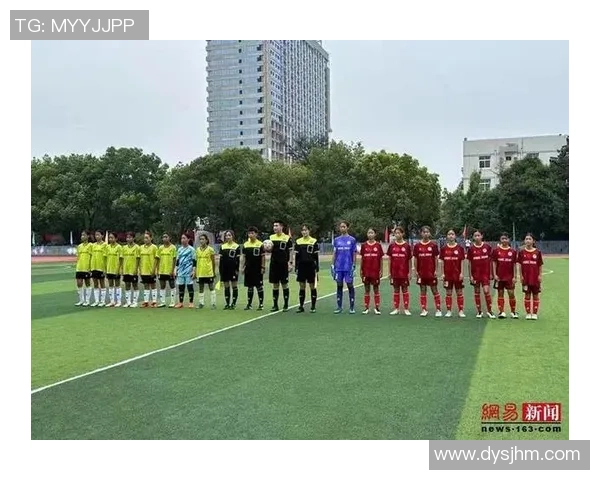 足球明星魅力尽显精美画报大全带你领略足球世界的风采与激情